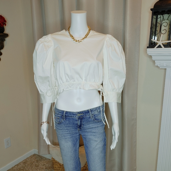 DANIELLE BERNSTEIN PUFF SLEEVE SIDE TIE CROP TOP, CLOUD (RUNS SMALL, SIZE UP) - Picture 4 of 14